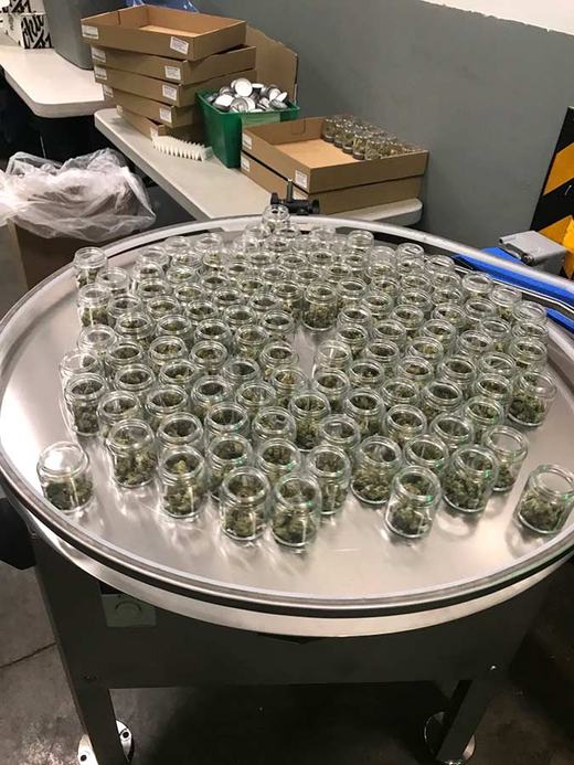 Jar accumulation table